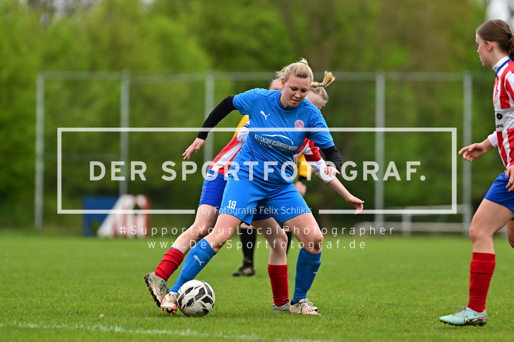 Fußball I Frauen I Saison 2025-2026 I Kreisliga I 13. Spieltag I FC Rosengarten - SV Ahlerstedt-Ottendorf IV I 167825 | Der Sportfotograf. - Realisiert mit Pictrs.com