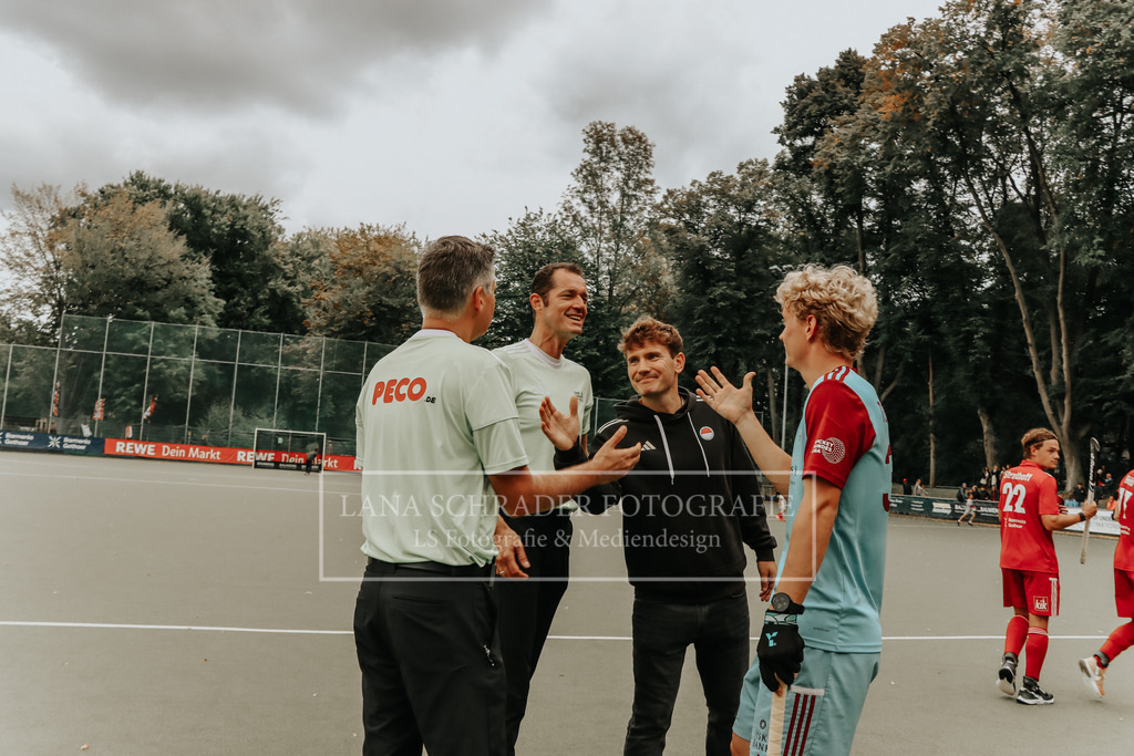 Herren_Bundesliga_02_F_RWK-UHC_21.09.25_Köln (425 von 471) | lanaschraderfotografie - Realisiert mit Pictrs.com