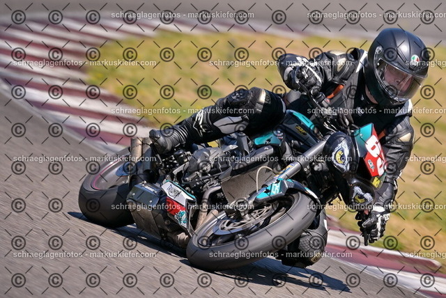 26bt05-1058 | markuskiefer.com - Realisiert mit Pictrs.com