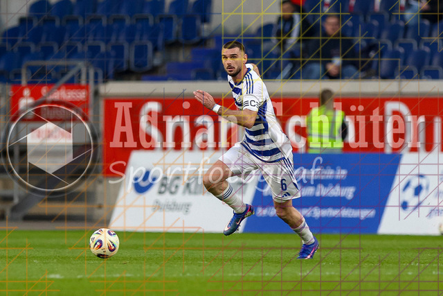 07.04.2026, GER, Fussball, Herren, 3. Liga, Saison 2025/2026, MSV Duisburg - VfL Osnabrück | Rasim Bulic (MSV Duisburg) in Aktion am Ball, Einzelaktion 