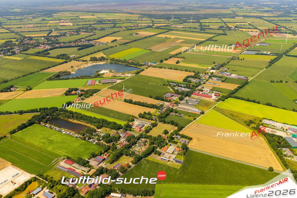 Neulorup Friesoythe Bild- Das Luftbild wurde 2025 vom UL-Flugzeug heraus erstellt ( keine Drohne bzw. Drohnenaufnahme ) - Hochauflösende Luftaufnahme -Nicht vergleichbar mit Google Maps oder Satelittenbilder- Die Geschenkidee !Mit Lizenz und Bildrechte bestellbar - CC