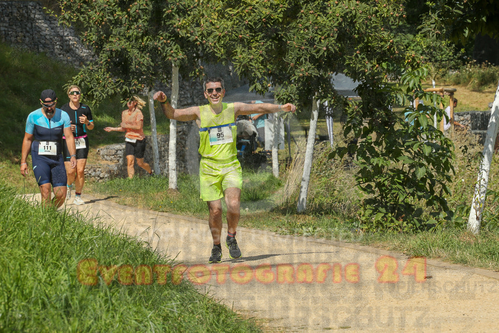 250824_1239_EX1_0055 | Sportfotografie im Rhein-Sieg Kreis, Köln, Bonn, NRW, Rheinland Pfalz, Hessen, etc. Unser Tätigkeitsfeld umfasst den Laufsport vom Volkslauf über den Marathon, Duathlon, Triathon bis zum Ultralauf wie Kölnpfad Ultra oder Schindertrail.