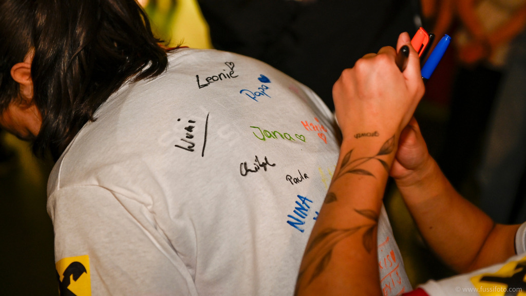 _DSC0141 | "Fussifoto.com – Ihr Ansprechpartner für hochwertige Fotografie! Entdecken Sie kreative Bilder und professionelle Dienstleistungen. Kontaktieren Sie uns für Ihre Projekte!"