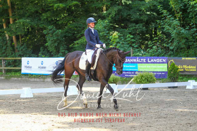 DKP42340 | Turniersportfotografie; Pferdefotografie; Dressurfotografie