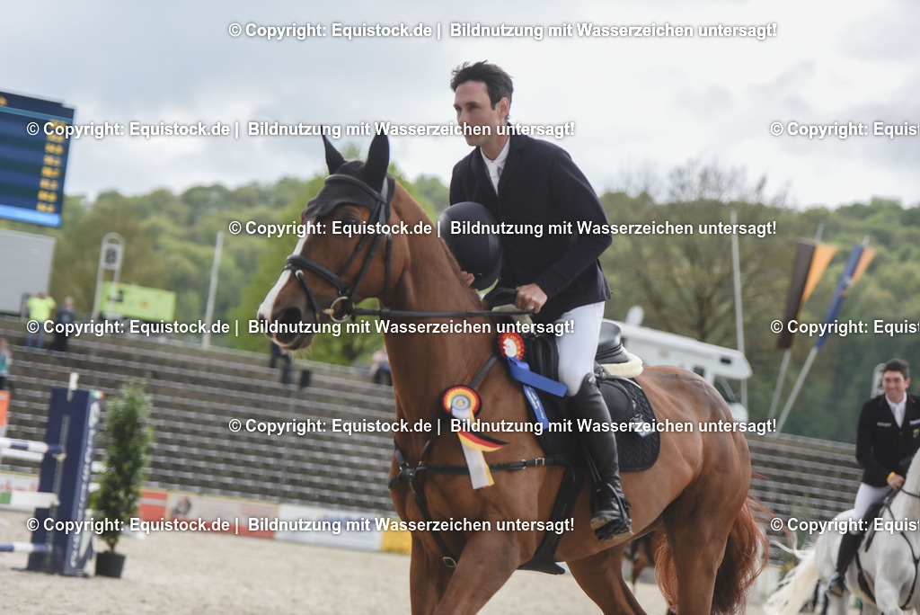 20230514_CCI4_Springen_0479 | equistock