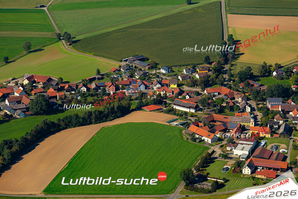 Aktuelles Luftbild von Muschenried Winklarn Kauf mit Lizenz / Bildrechten möglich- Die Luftaufnahme wurde 2021 mittels UL-Flugzeug erstellt ( keine Drohne ) - hochauflösende Kamera-Systeme von  Canon -Beste Qualität - Für grossformatige Ausdrucke geeignet. Die Geschenkidee !