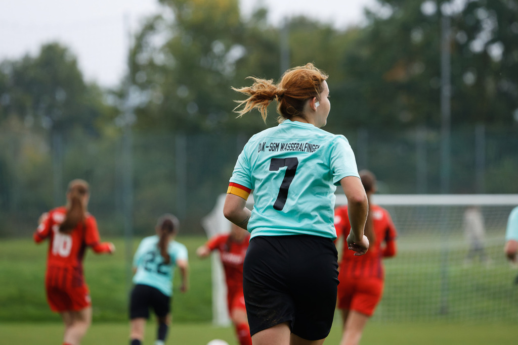 SVWFCH_250927_7048 | Fotopresso – Sportfotografie in Heidenheim & Umgebung. Professionelle Sportfotografie für unvergessliche Momente. Dynamische Action-Shots, emotionale Szenen & hochwertige Bilder. - Realisiert mit Pictrs.com