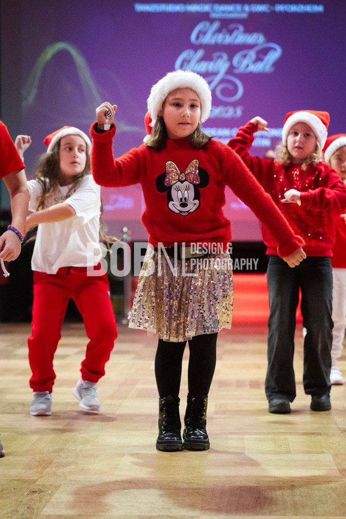 EM Showdance | Ettlingen - 20.12.2025: EM Showdance in Ettlingen (Schlossgartenhalle), Germany. Photo by: BobNL design &amp; photography - Realisiert mit Pictrs.com