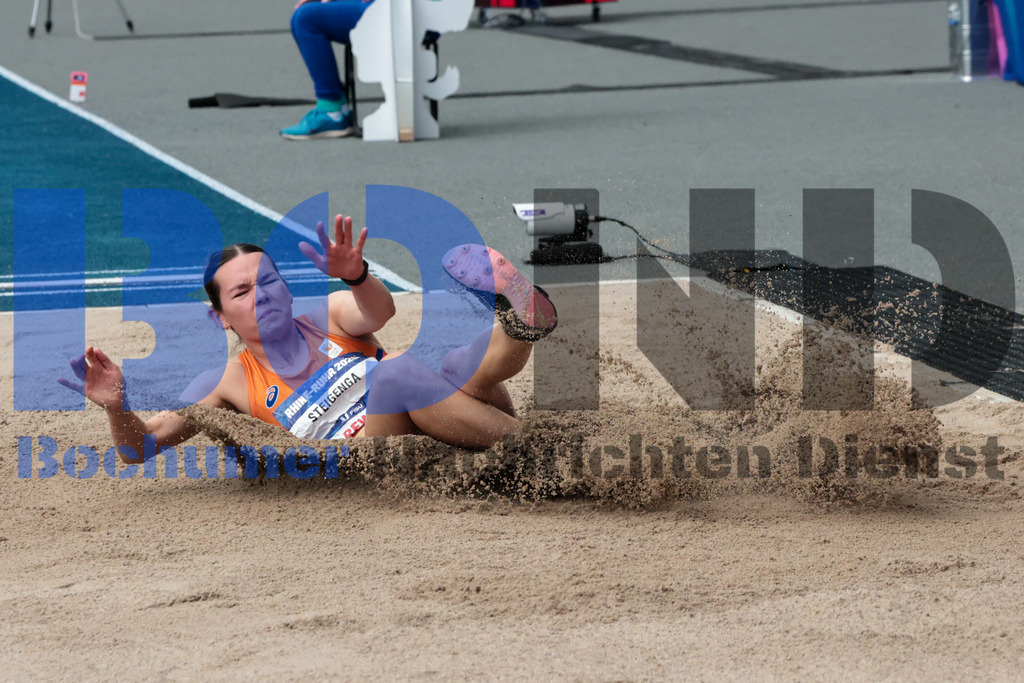 SES_RRGLAT20250721-18 | bond - Realisiert mit Pictrs.com