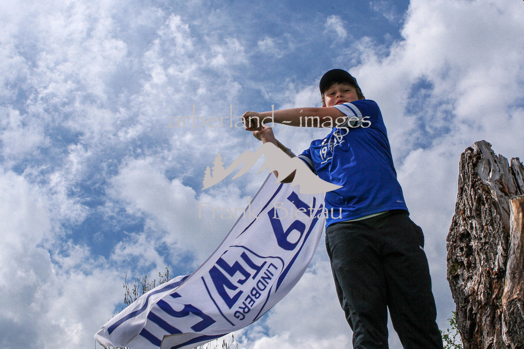 993T0010 | Medien- Sport- Entertainmentfotos