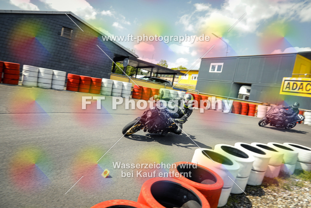 OBK_Mai_Volker_Adam-10934 | Hier findet Ihr Bilder von Touristenfahrten auf der Nürburgring Nordschleife oder von anderen Veranstaltungen die ich besucht habe. Viel Spass beim Durch Schauen 