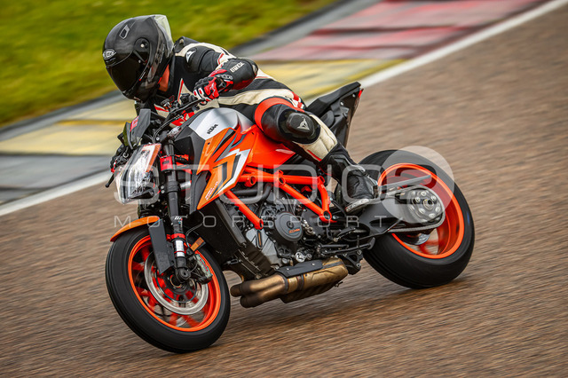 0018-260612SR-010_18 | Deine Full-Service-Agentur für ✔️Videoproduktionen und ✔️Motorsportfotografie Jetzt Angebot anfragen!