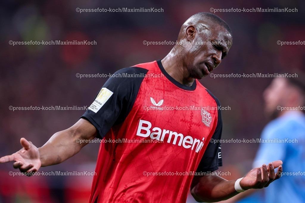 B0428032501046 | 28.03.2025, Fußball, Bayer 04 Leverkusen - VfL Bochum, 1. Fußball Bundesliga, 27. Spieltag, BayArena, Saison 2024 2025: Enttäuschung Nordi Mukiele (Bayer04 Leverkusen #23) DFB regulations prohibit any use of photographs as image sequences and or quasi-video.