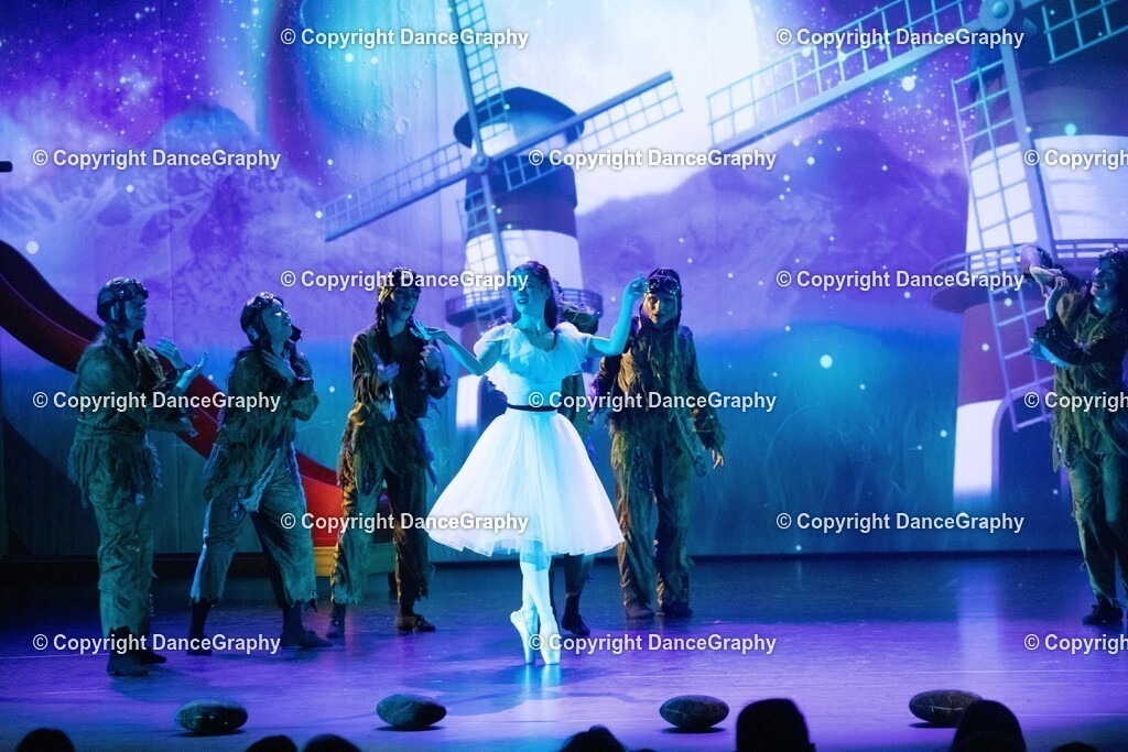 GPHY1866 | DanceGraphy - Realisiert mit Pictrs.com