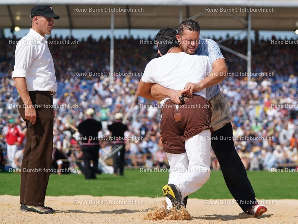 DSC07452 (2) | René Burch leidenschaftlicher Fotograf aus Kerns in Obwalden.  Hier finden sie Sport, Landschaft und Natur Fotografie.
 - Realisiert mit Pictrs.com
