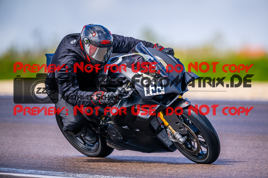 MaZZes_Fotomatrix_20240414_6007705_6731 | S1