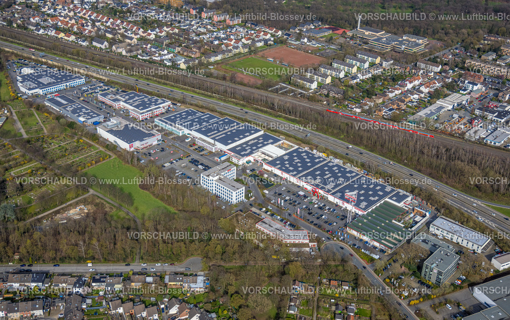 Duisburg230302409 | Luftbild, Gewerbegebiet Großenbaum, Bauhaus, Media Markt, Adecco, Solardächer, Buchholz, Duisburg, Ruhrgebiet, Nordrhein-Westfalen, Deutschland