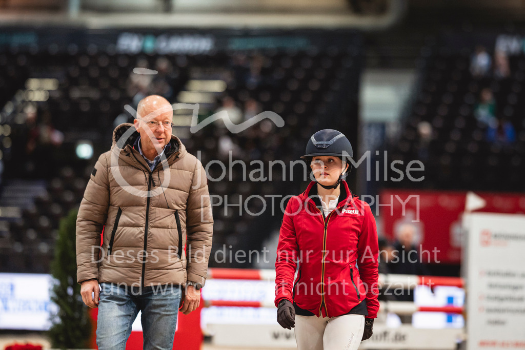 240119_Leipzig_PonyTrophy-531 | Deine schönsten Turniermomente als professionelle Fotos! Entdecke hochwertige Pferdesport-Fotografie im Online-Shop. Jetzt Fotos finden & bestellen!