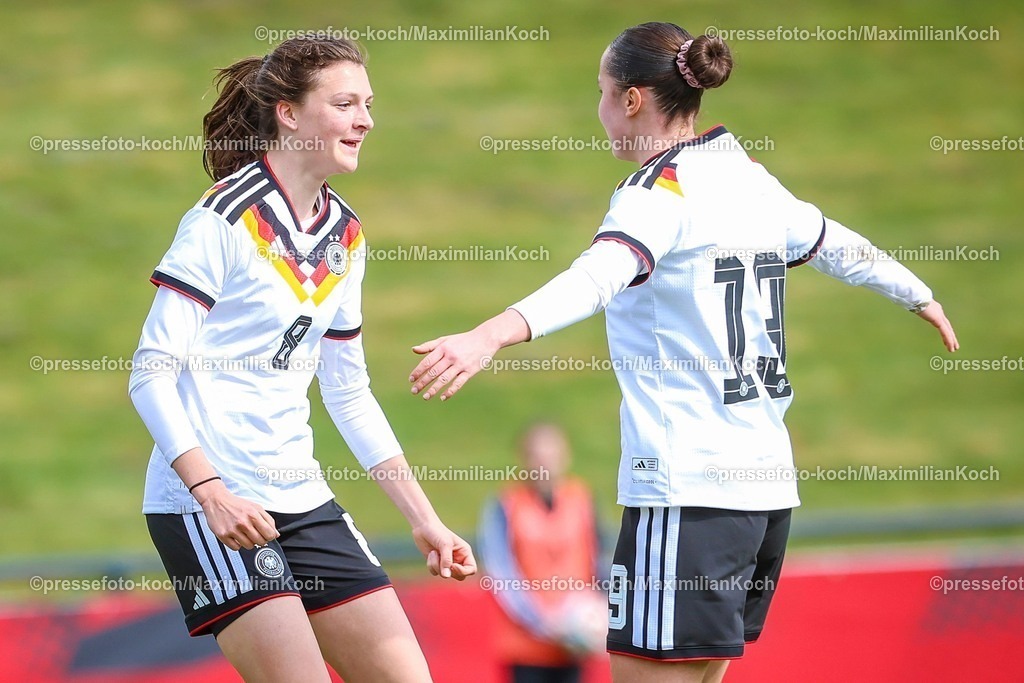 xKWIx10042601018 | 2026.04.10, xkwix, Fußball, UEFA Women's UNDER 19 Championship qualification, Republic of Ireland - Germany, Uhlenkrugstadion, Runde 2 1.Spieltag, Saison 2025 / 2026: Jubel beim Tor zum 1:0 durch Lotta Wrede(Deutschland U19 Frauen #8) vordergrund Lillie Quinlivan Coulson (Irland U19 Frauen #4) enttaeuscht DFB regulations prohibit any use of photographs as image sequences and or quasi-video. Photo: xKamilxWilkowskixPressefotoKochx