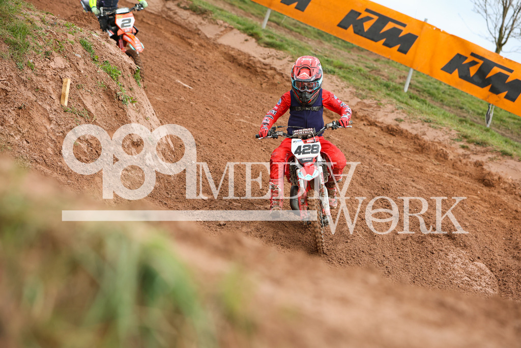 5E6A7347 | 989 MEDIAWORK