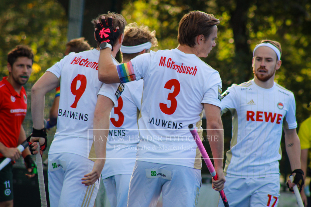 Rot - Weiß Köln - Crefelder HTC 08.10.22-43 | lanaschraderfotografie - Realisiert mit Pictrs.com