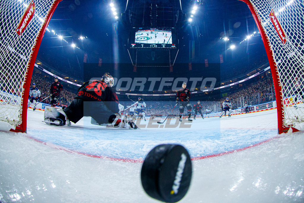 Iserlohn Roosters - Koelner Haie | 
DEL: Iserlohn Roosters - Koelner Haie - Realisiert mit Pictrs.com