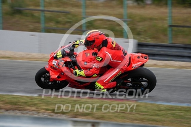 2024_08_02_PBK_13263 | Sportfotografie; SlowMotion; Video; Rennstrecke; Hafeneger; Speer; Racing; RSE; BMW; CBO; Trackday; Motorsportarena; Hockenheimring; Brno; Most; Barcelona; Valencia