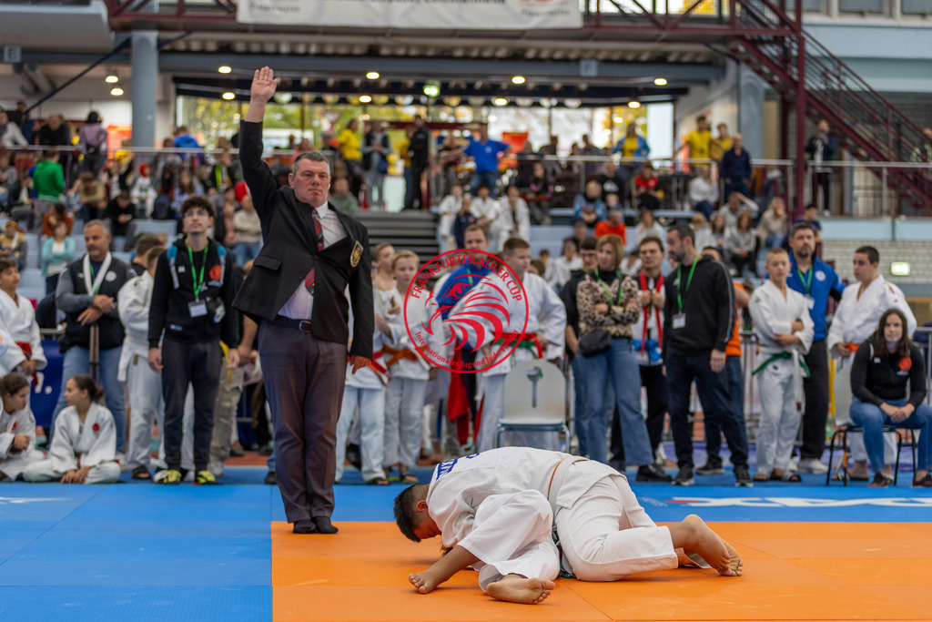 Internationaler Adler Cup 2024 | Foto vom Internationalen Adler Cup Judo Turnier im Sport- und Freizeitzentrum Kalbach im Oktober 2024 - Realisiert mit Pictrs.com
