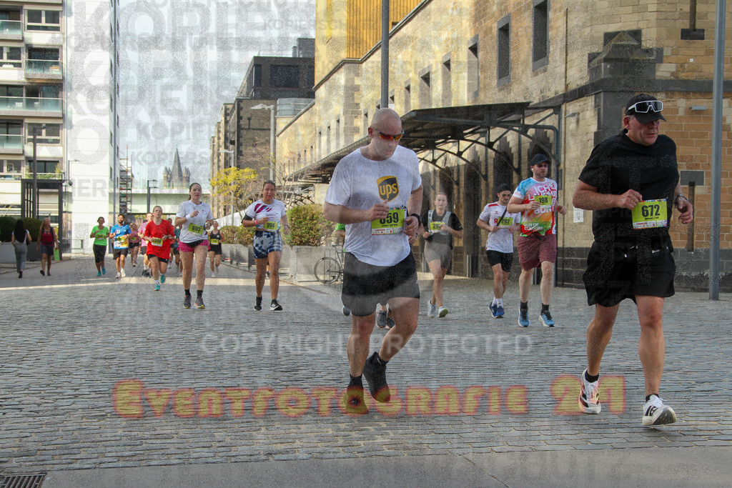 250920_1459_EV4_7779 | Sportfotografie im Rhein-Sieg Kreis, Köln, Bonn, NRW, Rheinland Pfalz, Hessen, etc. Unser Tätigkeitsfeld umfasst den Laufsport vom Volkslauf über den Marathon, Duathlon, Triathon bis zum Ultralauf wie Kölnpfad Ultra oder Schindertrail.