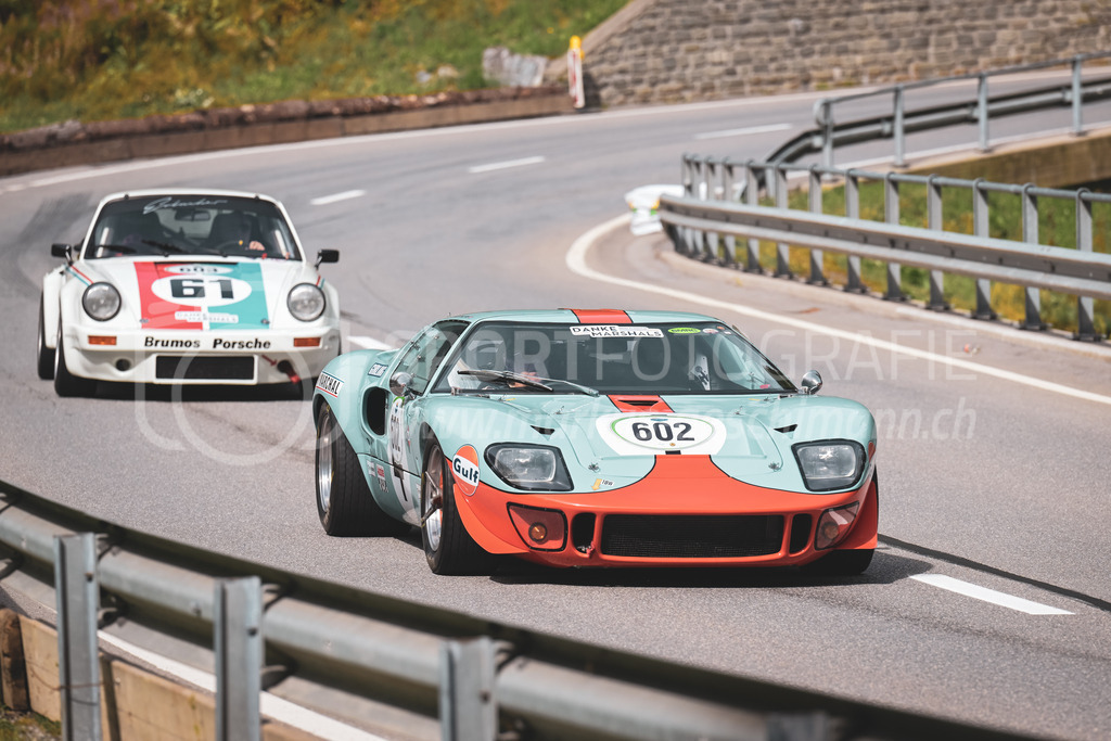 21. Arosa ClassicCar 2025 - 7. =September= 2025 | Valentino Fry aus Wilen-Wollerau (SUI) in einem Ford GT40 Le Mans aus dem Jahre 1969 mit Startnummer 602 am Arosa ClassicCar 2025 in der Kategorie Demo..@arosaclassiccar, @arosa.official, #arosaclassiccar, #arosa, #76curves, #classiccarBild: Sportfotografie Markus Aeschimann | www.markus-aeschimann.ch - Realisiert mit Pictrs.com