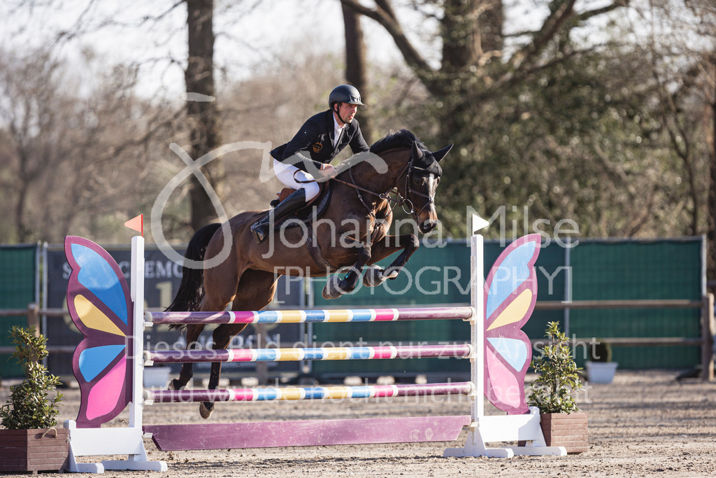 250408_Mühlen_SprPf-M-511 | Deine schönsten Turniermomente als professionelle Fotos! Entdecke hochwertige Pferdesport-Fotografie im Online-Shop. Jetzt Fotos finden & bestellen!