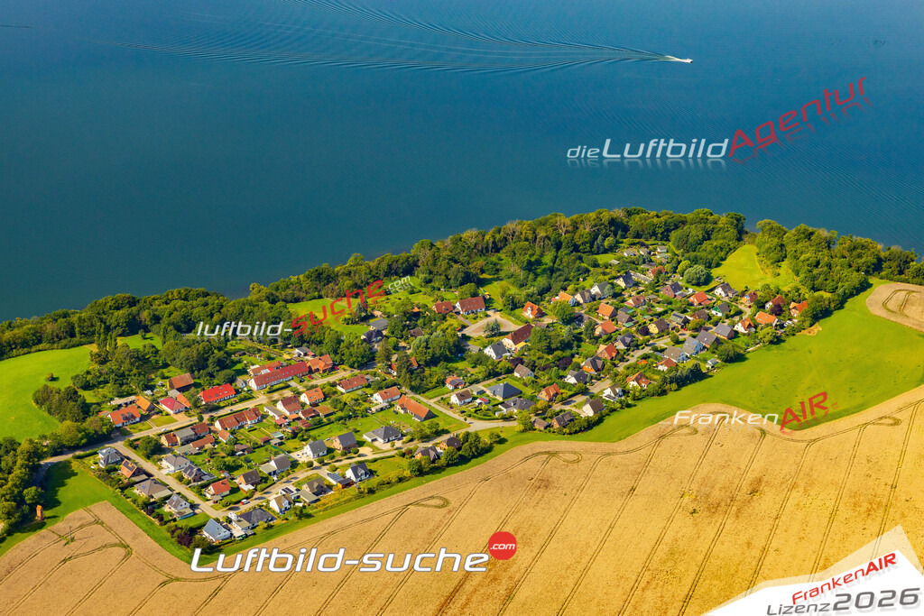 Görslow Leezen Bild- Das Luftbild wurde 2025 vom UL-Flugzeug heraus erstellt ( keine Drohne bzw. Drohnenaufnahme ) - Hochauflösende Luftaufnahme -Nicht vergleichbar mit Google Maps oder Satelittenbilder- Die Geschenkidee !Mit Lizenz und Bildrechte bestellbar - CC