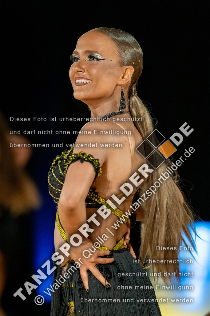 20260322-12157 | Hier finden Sie Tanz Bilder vom Latein und Standard Formationen tanzen. Sportbilder vom Tanzsport. Schöne Fotos und von Weltmeisterschaft, Europameisterschaft, Bundesliga, Regionalliga, Oberliga und Landesliga sowie von GOC Stuttgart, DanceComp, WM Bremen