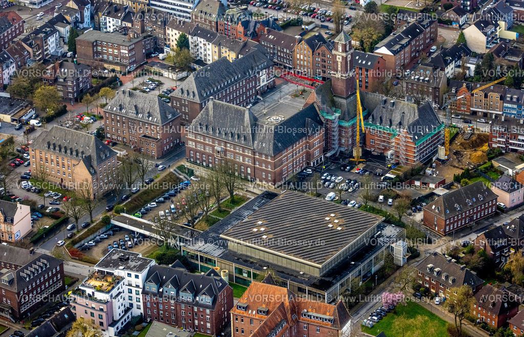 Bottrop260306329 | Luftbild, Rathaus und Rathausturm, Baustelle mit Baukran, Saalbau Veranstaltungsort und möglicher Abriss, Altstadt, Bottrop, Ruhrgebiet, Nordrhein-Westfalen, Deutschland