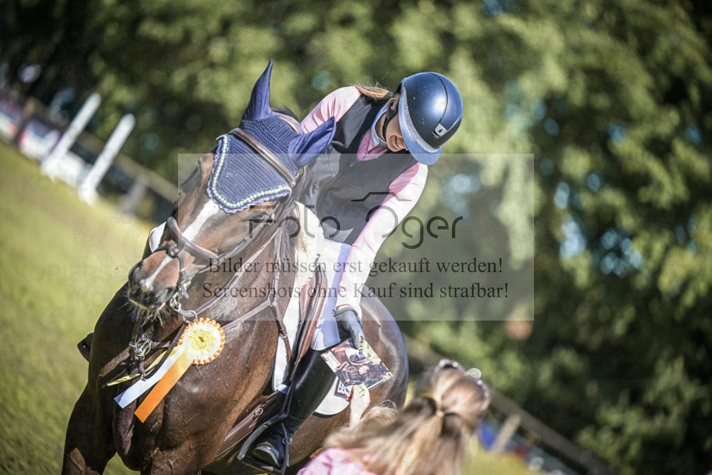 DOS_0027 | Entdecke hochwertige Reitturnierfotos von Foto Oger. Professionell, emotional und authentisch – jetzt Lieblingsmomente im Shop bestellen.Deutschlandweite Turnierfotografie. - Realisiert mit Pictrs.com