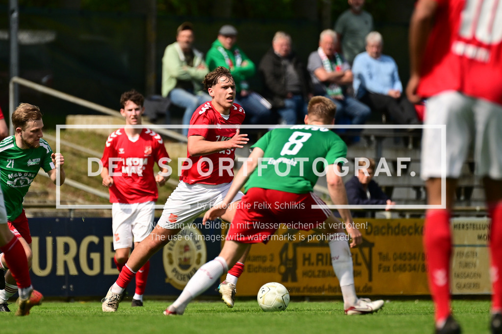 Fußball I Herren I Saison 2024-2025 I Oberliga Schleswig-Holstein I 26. Spieltag I SV Eichede - MTSV Hohenwestedt I 73267 | Der Sportfotograf. - Realisiert mit Pictrs.com