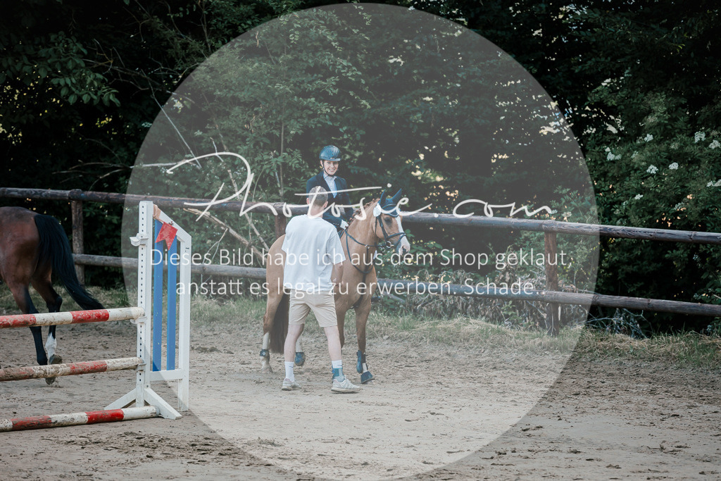 3I6A6096 | Stimmungsvolle Portraits und Reitsportfotografie im Ruhrgebiet und im Münsterland.

Pferdefotografie, Hundefotografie, Tierfotografie, Reportagen, Portraits von Tier und Mensch, Turnierfotografie in Bochum, Recklinghausen, Marl, Haltern am See, Dülmen.. - Realisiert mit Pictrs.com