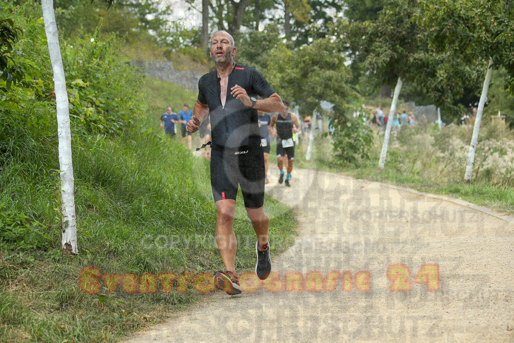 250824_1349_EX1_3822 | Sportfotografie im Rhein-Sieg Kreis, Köln, Bonn, NRW, Rheinland Pfalz, Hessen, etc. Unser Tätigkeitsfeld umfasst den Laufsport vom Volkslauf über den Marathon, Duathlon, Triathon bis zum Ultralauf wie Kölnpfad Ultra oder Schindertrail.