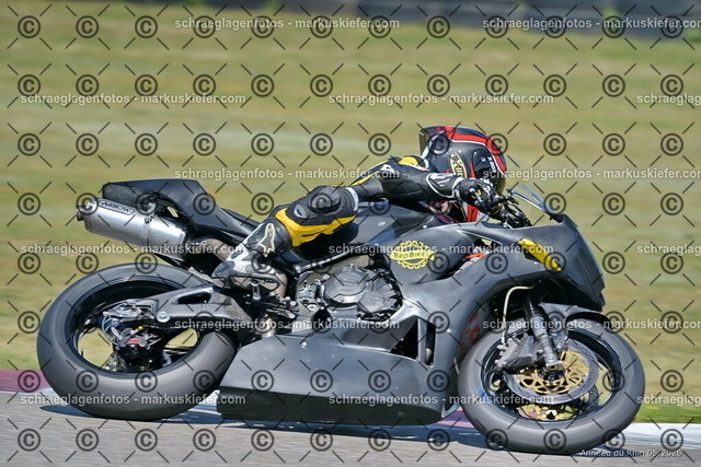 26BT02-0691 | markuskiefer.com - Realisiert mit Pictrs.com