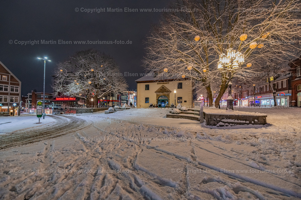 Stade Altstadt Pferdemarkt Zeughaus im Schnee Winter_ELS_7302 | Fotos aus den Touristenorten aus Norddeutschland. - Realisiert mit Pictrs.com