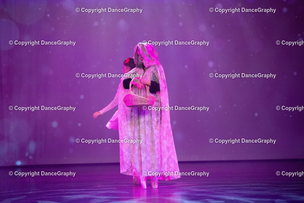 GPHY2219 | DanceGraphy - Realisiert mit Pictrs.com