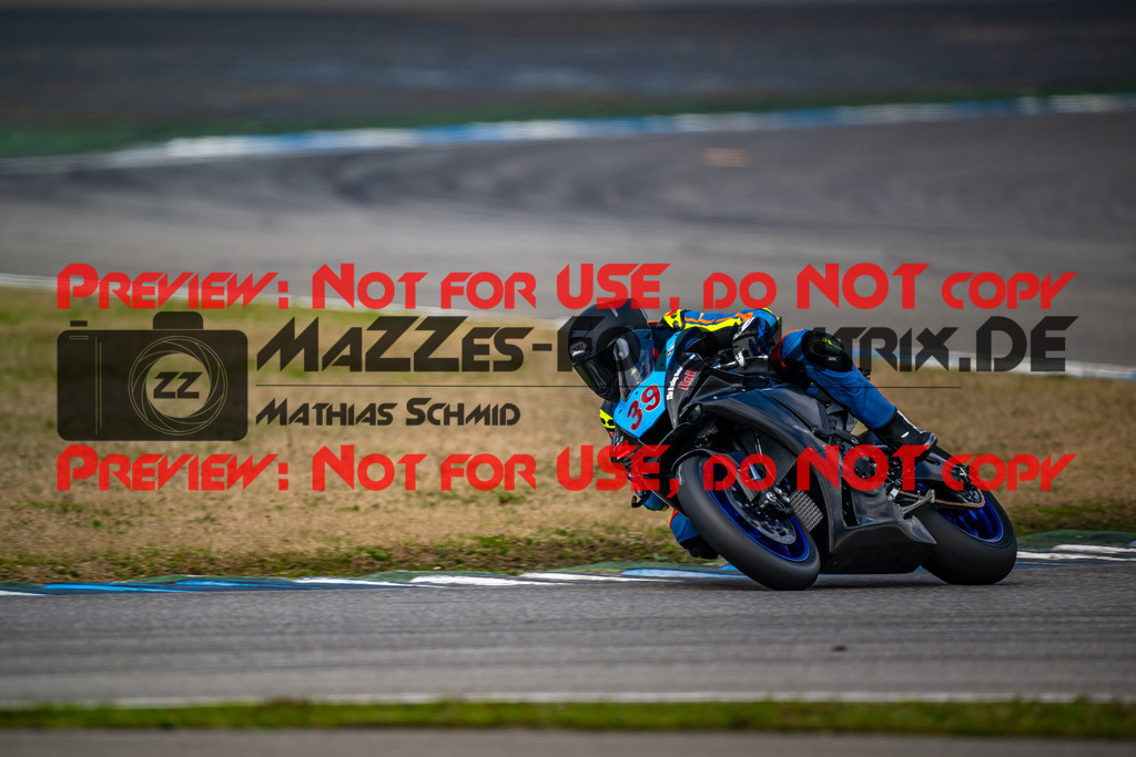 MaZZes_Fotomatrix_20240316_6007705_8067 | Fotograf Mathias Schmid
Sportfotograf,
Eventfotograf,
Hochzeitsfotograf,
Portraitfotograf