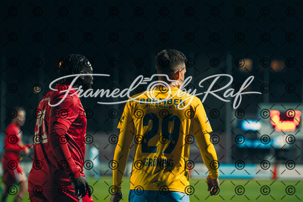 DSC01769 | Professioneller Online-Store für hochwertige Fotografie: Entdecke einzigartige Bilder aus Street, Events und Lifestyle. Sichere dir exklusive Prints und digitale Downloads in bester Qualität für dein Zuhause oder Projekte. - Realisiert mit Pictrs.com