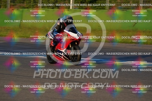 2022_05_09_PBK_19896 | Sportfotografie; SlowMotion; Video; Rennstrecke; Hafeneger; RSE; Speer; Trackday; Motorsportarena; Hockenheimring; Brno; Most; Barcelona; Valencia, Benny; Kaetzmer;