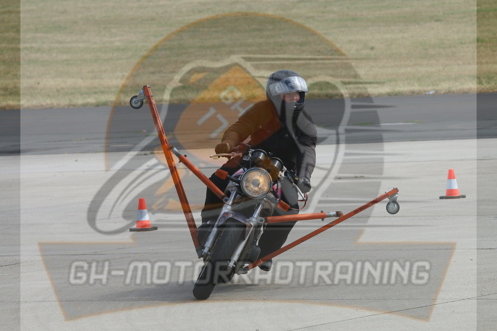 IMG_3402 | gh-motorradtraining-foto.de - Realisiert mit Pictrs.com