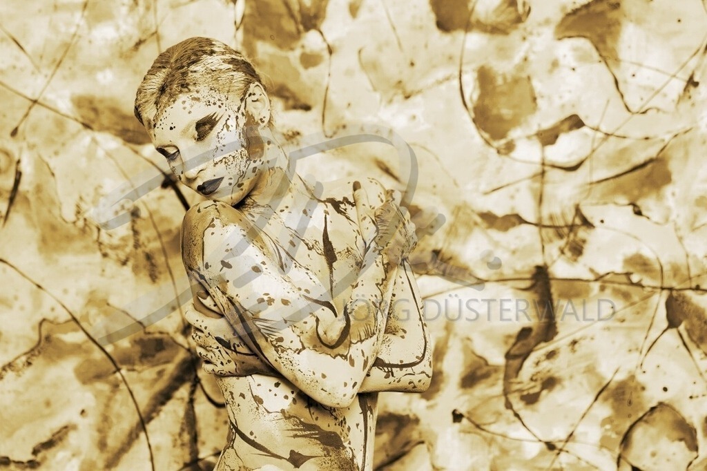 Bodypainting-COLOURLISA_0313b | #002 | Modell: Lisa | Foto: Dennis Largo Schulz - Realisiert mit Pictrs.com