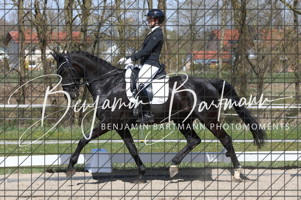 AZ2A4102 | Benjamin Bartmann Photomoments