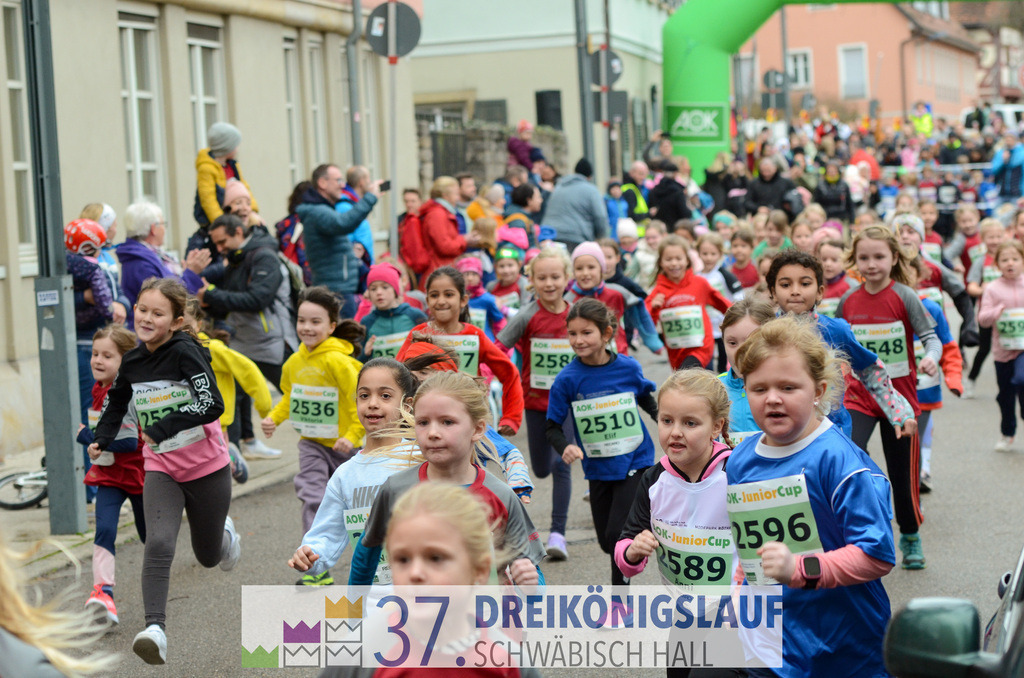 AOK JuniorCup 400m | 3Koenigslauf 2023 - Realisiert mit Pictrs.com