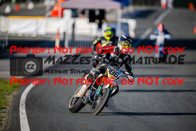 MaZZes_FotoMatrix_220903_8490 | S4