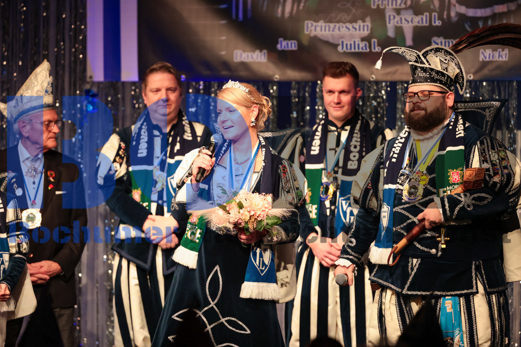 SES_GROBOKA20250208-13 | bond - Realisiert mit Pictrs.com